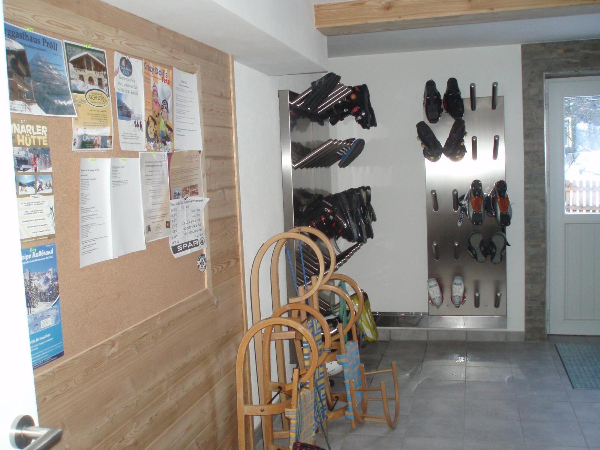 Zimmer & Appartements Schwarzenbacher Sonja & Konrad ไคลนาร์ล ภายนอก รูปภาพ