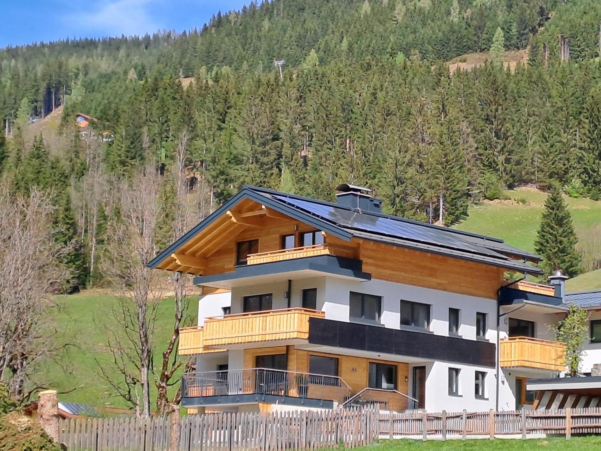 Zimmer & Appartements Schwarzenbacher Sonja & Konrad ไคลนาร์ล ภายนอก รูปภาพ